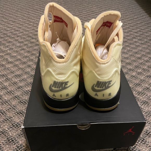 Off White Jordan 5 - Picture 2 of 7